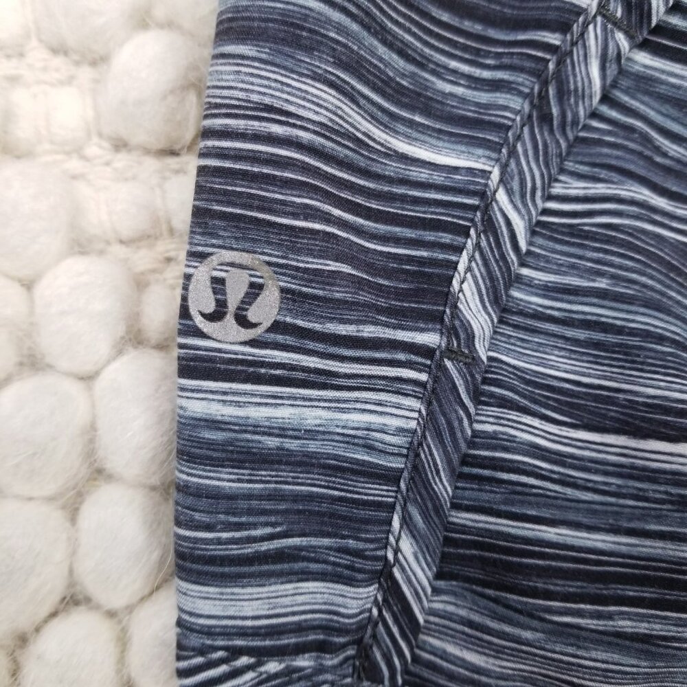 Lululemon Run Times Short 4" Low Tide Alpine White Black / Black Sz 6 - Picture 3 of 6